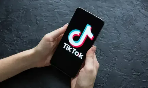 Rahasia Nonton TikTok Seharian Tanpa Boros Kuota!